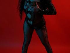 SwitchGoddess - female with black hair webcam at LiveJasmin