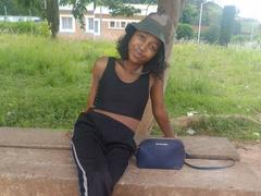 QueenBella69 - female webcam at xLoveCam