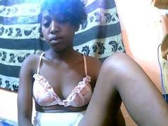 QueenBella69 - female webcam at xLoveCam