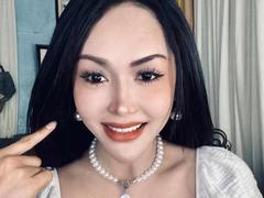 SimplyTheBestX from xLoveCam