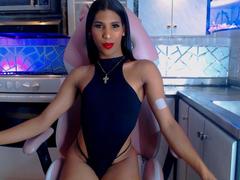 QueenMiranda1 - shemale webcam at ImLive