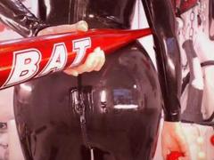 XtremeLove - female with brown hair webcam at xLoveCam