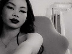QueenSelfSucker-hot from xLoveCam