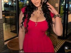 QueenValentina-hot - female with black hair webcam at xLoveCam