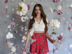 QueenofVersace-hot - female with brown hair webcam at xLoveCam