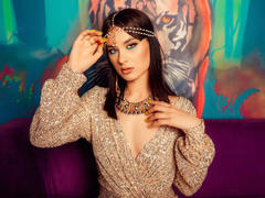 RachelHood - female with brown hair webcam at LiveJasmin