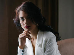 RachelHood - female with brown hair webcam at LiveJasmin