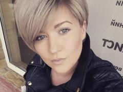 RadaFoxy - blond female with  big tits webcam at xLoveCam