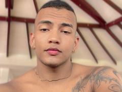 RafaBruz - male webcam at xLoveCam