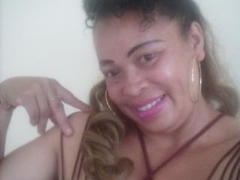 Rahel69 - female with black hair and  big tits webcam at xLoveCam