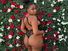 RailyBeneth - female with black hair and  big tits webcam at LiveJasmin