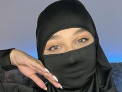 RaishaX - female with brown hair webcam at xLoveCam
