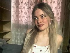 RandaDaill - female webcam at xLoveCam