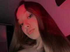 RandiMatute - blond female with  big tits webcam at xLoveCam