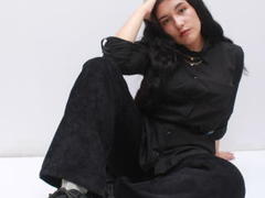 MargaritaDudole - female with brown hair and  big tits webcam at LiveJasmin