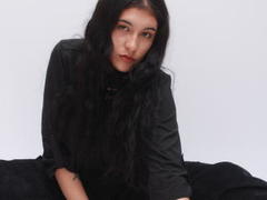 MargaritaDudole - female with brown hair and  big tits webcam at LiveJasmin