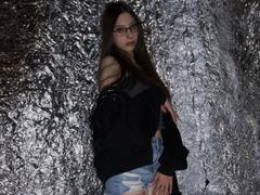 RavenBlisss - blond female webcam at xLoveCam