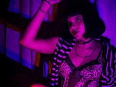 RavenMorninsgstar - female with black hair webcam at xLoveCam