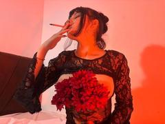 RavenMorninsgstar - female with black hair webcam at xLoveCam
