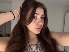 ClarindaWiatr - female with brown hair and  big tits webcam at xLoveCam