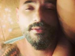 RazziEtLban - couple webcam at xLoveCam