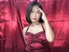 RECCA-hot - female with black hair webcam at xLoveCam