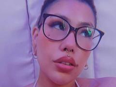 RebbekaBhons - female with black hair and  big tits webcam at LiveJasmin