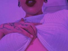 RebbekaBhons - female with black hair and  big tits webcam at LiveJasmin