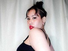 RebbekaBhons - female with black hair and  big tits webcam at LiveJasmin