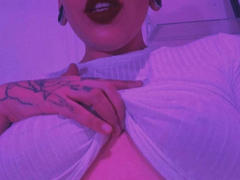 JadeValente from LiveJasmin