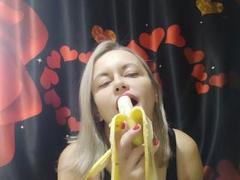 RebeccaDarling - blond female with  small tits webcam at xLoveCam