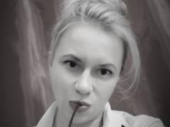 RebeccaDarling - blond female with  small tits webcam at xLoveCam