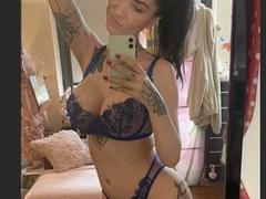 RebyTsg - female with brown hair and  big tits webcam at xLoveCam