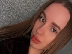 RedFlagOh from xLoveCam