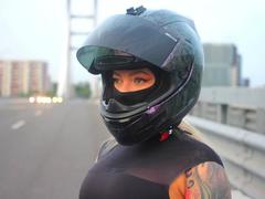 RedLara - blond female webcam at xLoveCam