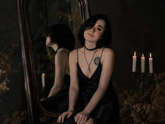 ReginaMay - shemale with black hair and  big tits webcam at LiveJasmin