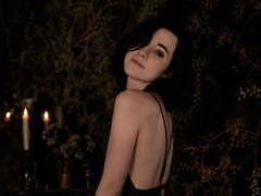 ReginaMay - shemale with black hair and  big tits webcam at LiveJasmin