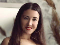 ReifeMarice-hot from xLoveCam
