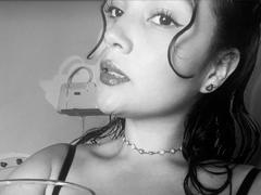 Reisslin - female with black hair and  big tits webcam at StripChat