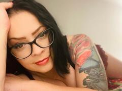 RenataEvergreen - female with black hair and  small tits webcam at xLoveCam