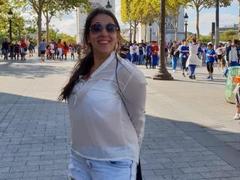 MissRenatta - female with brown hair and  small tits webcam at xLoveCam