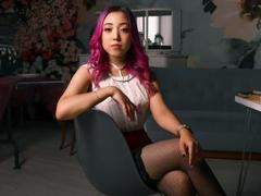 ArinaLime - blond female webcam at ImLive