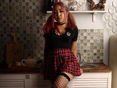 ArinaLime - blond female webcam at ImLive