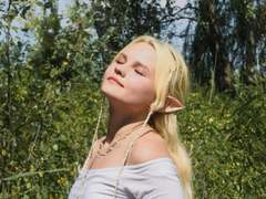 ReynaPearl - female with brown hair webcam at xLoveCam