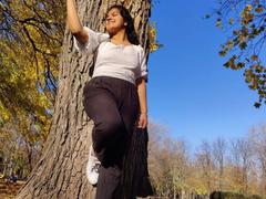 RianaShy - female with brown hair webcam at xLoveCam