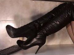 AnetteGloss - blond female with  small tits webcam at xLoveCam