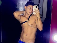 RichiiHott from xLoveCam
