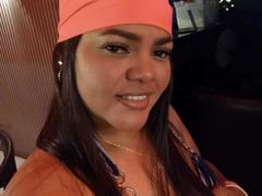 Rizantella from xLoveCam