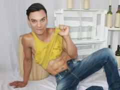 RONHY - male webcam at xLoveCam