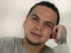 RobSaenz - male webcam at LiveJasmin